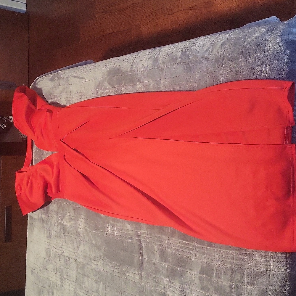 Deep V Cut Sexy Red Dress - Picture 3 of 6